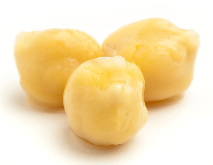 Chickpeas like other beans and legumes, are high in fiber, which can help prevent or reduce zonstipation—a common complaint among people with thyroid disorders.